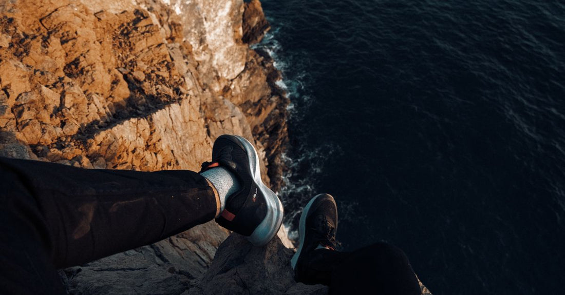 Comment choisir des baskets pour hommes à pieds larges : confort et style