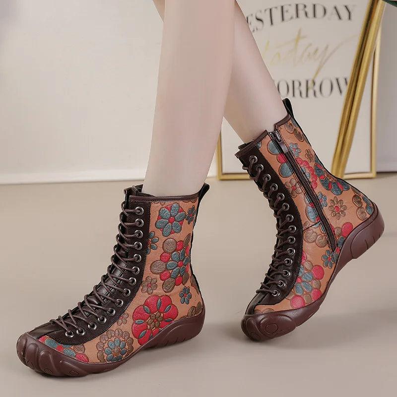 Bottes vintage Chanel en cuir et vernis noir - Chez Sarah