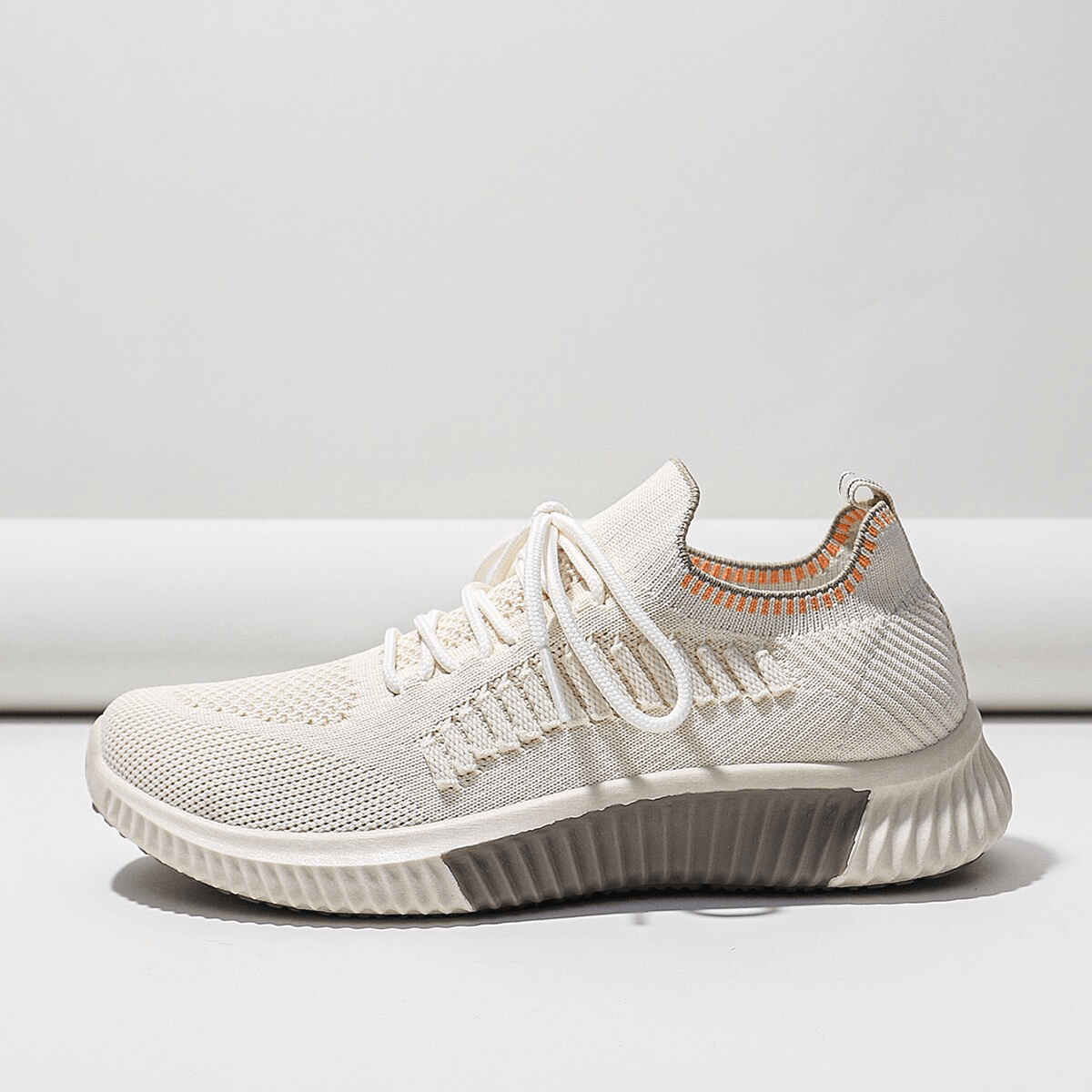 Chaussures orthopédiques respirantes pour femme LightConfort - Confort Orthopédique
