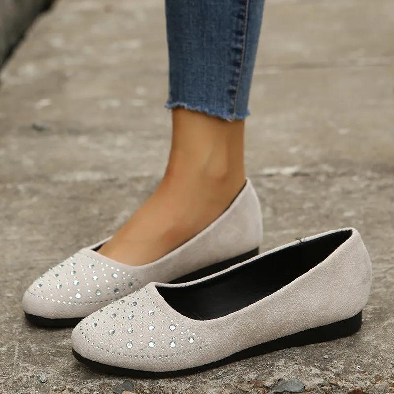 Flat shiny shoes discount