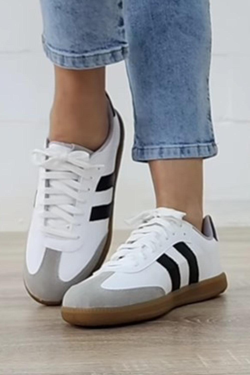 Chaussures orthopédiques femme plates rayées à lacets Katia - Confort Orthopédique