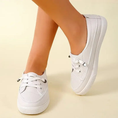 Baskets blanches sobres orthopédiques femme - Image 7
