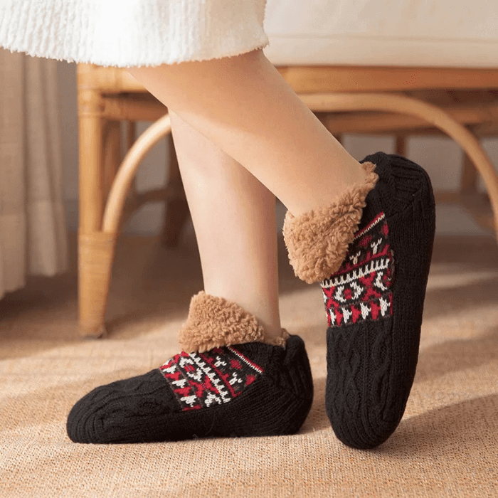 CHAUSSONS ORTHOPÉDIQUES FEMME AVEC DÉCORATION - Confort Orthopédique