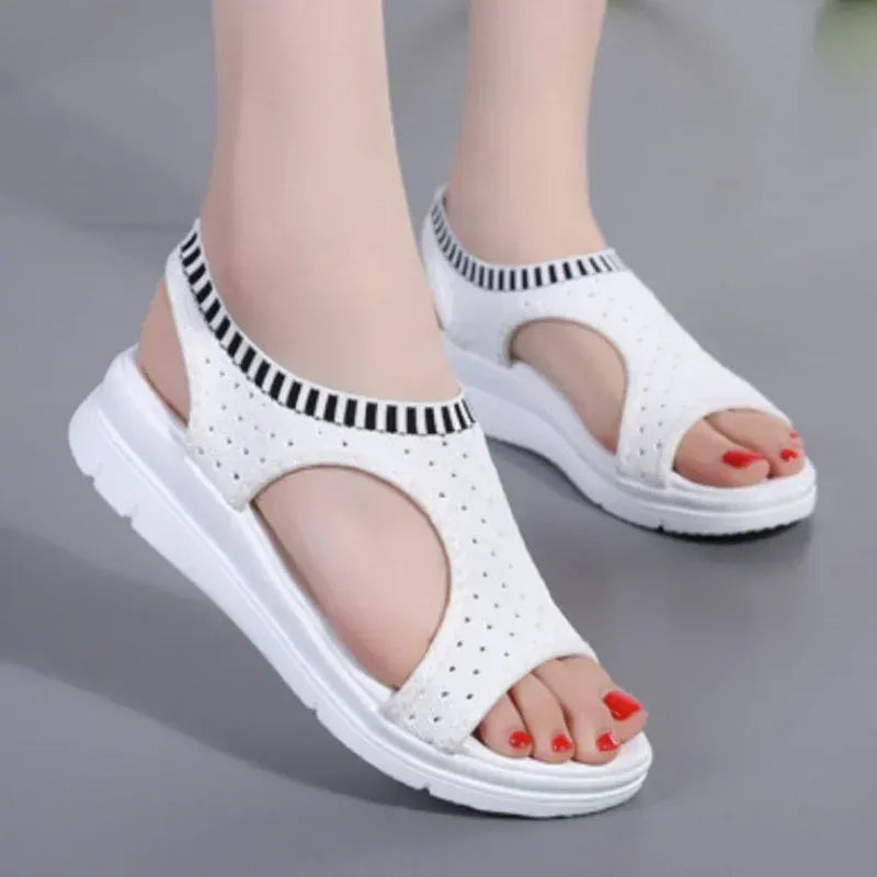Claquettes à Talons Compensés et Orthopédiques - Noir / 38