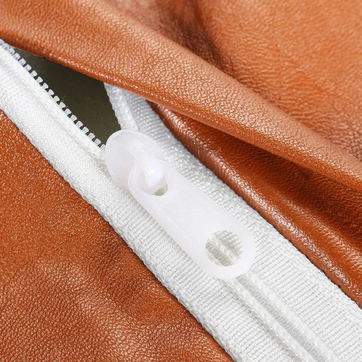 Coussin Orthopédique Triangulaire Pratique et Durable - Image 9