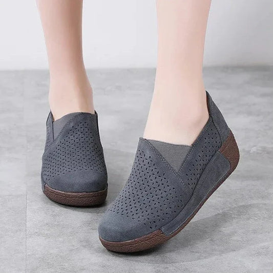 Mocassin Orthopédique Femme Ajouré et Élégant - Gris foncé / 35