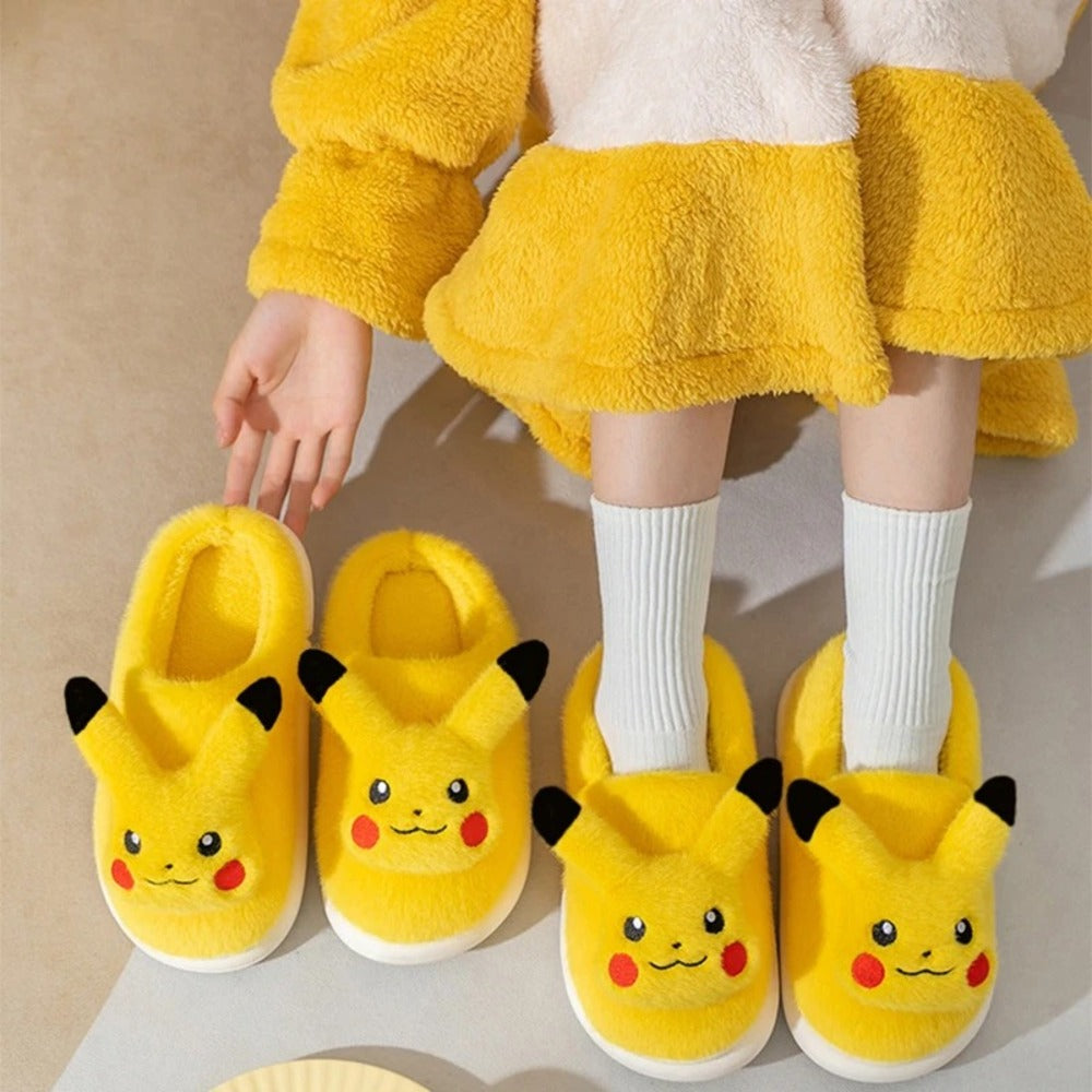 Pantoufles pikachu - 39 / Jaune