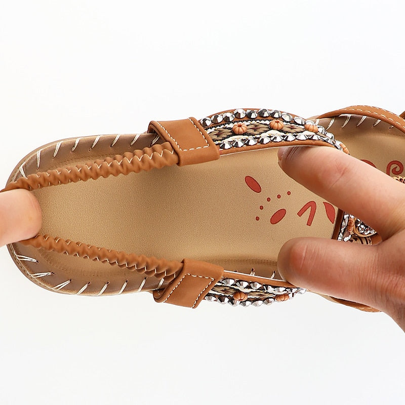 Sandalen im böhmischen Stil